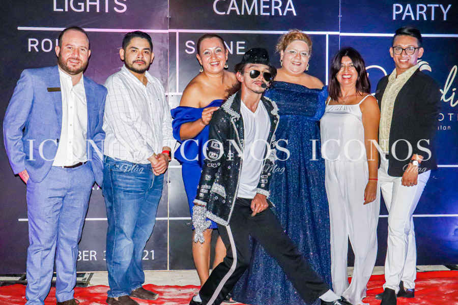 Happy New Year party 2022 by Paradise Beach Resort Roatán 