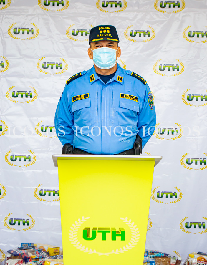 Entrega de canastas UTH Policía Nacional