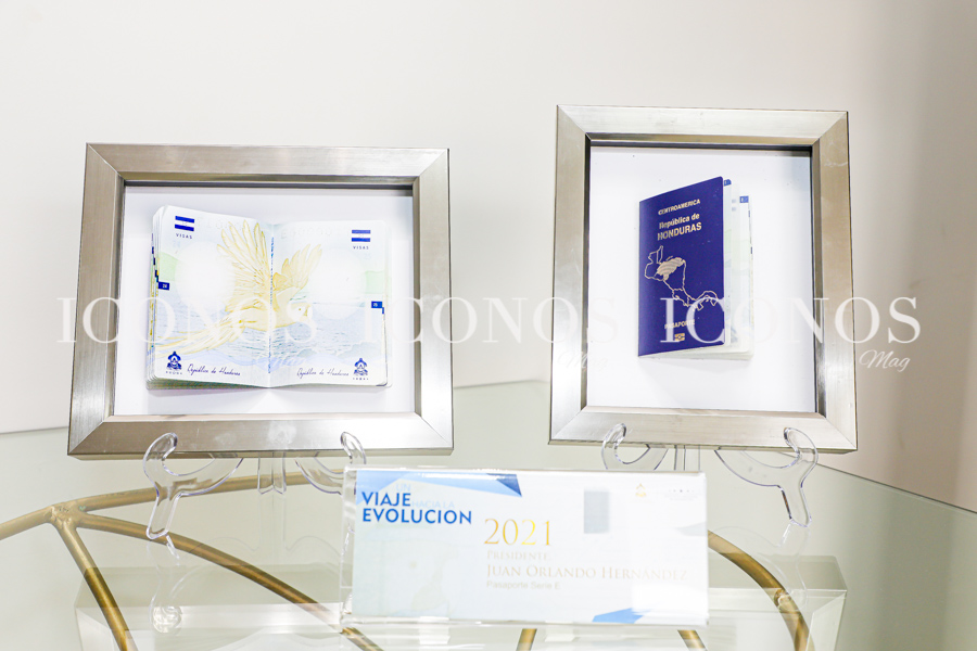 Cada uno de los diseños incluye una característica que representa el país cinco estrellas