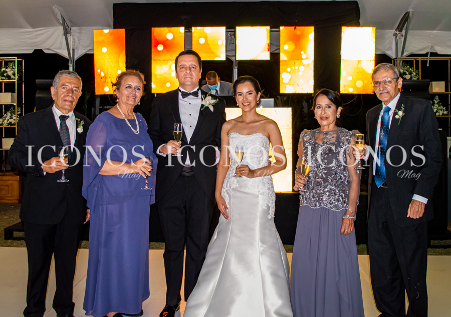 Boda Gabriela Flores y Rogelio Suazo