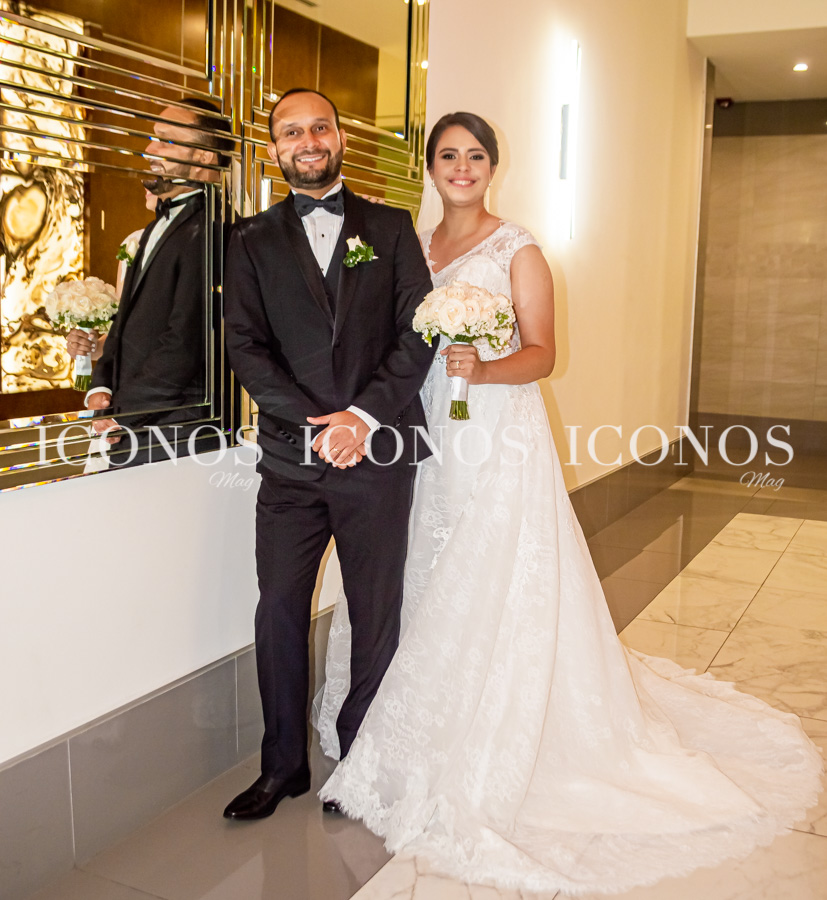 Boda civil Mirna López y Abner Pineda