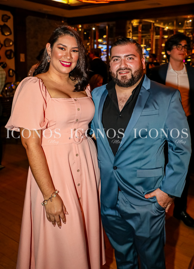 Angie Odette Dávila y Juan Francisco Santos