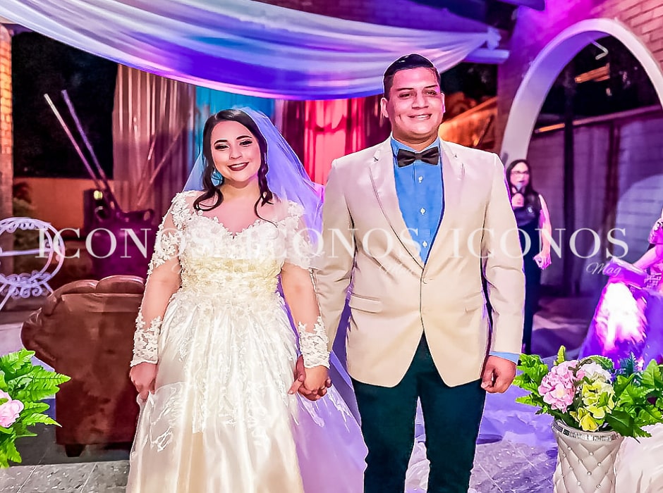 Daniela De La O y Kevin Alfaro