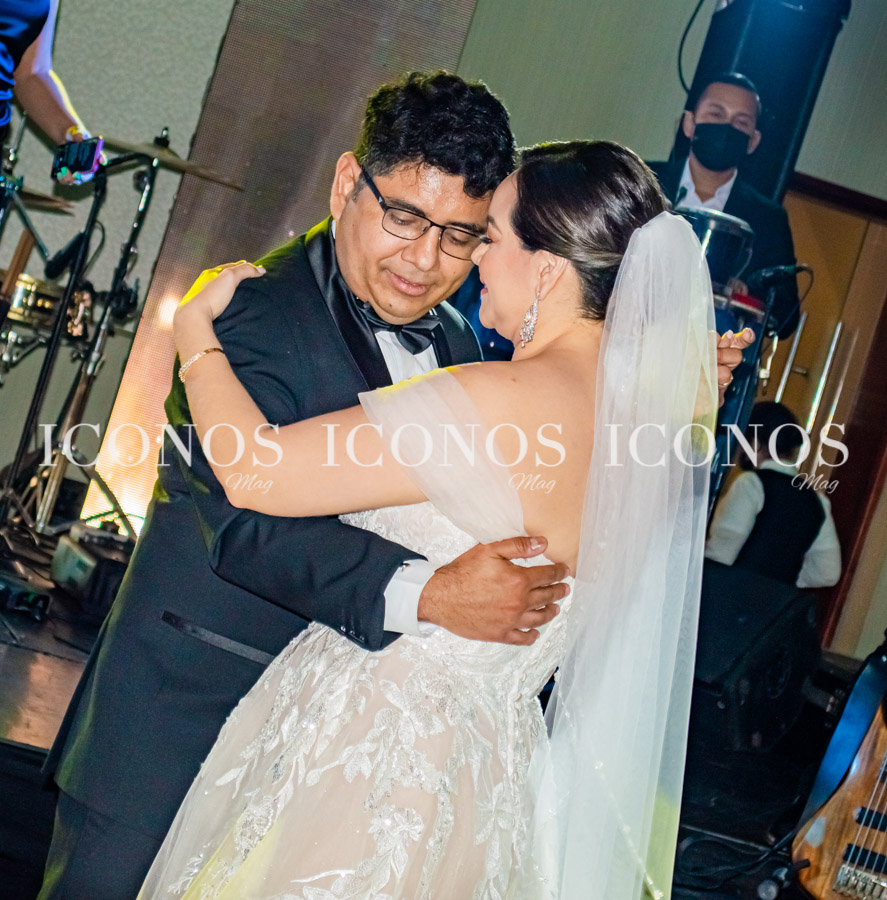 Boda Chesabel Herrera y Alfonso Almendarez