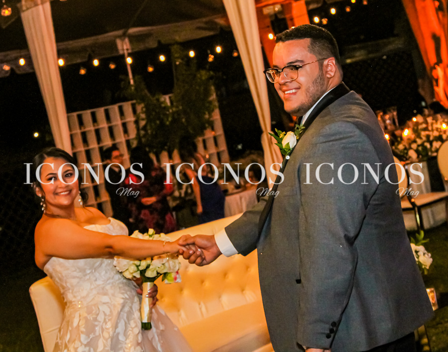 Cynthia Castro y Esdras Durón