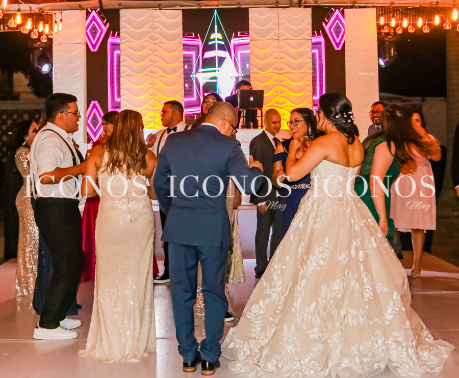 Cinthya Castro y Esdras Varela
