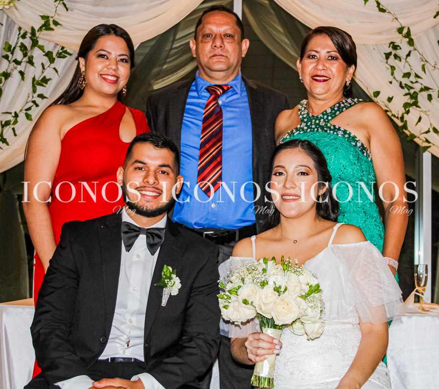 Karol Michelle Zerón y Fernan Arias
