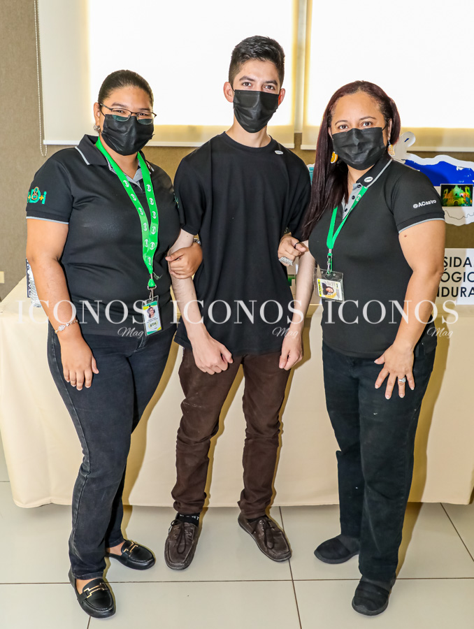 Conferencia Lideres de Centros de Educacion Media del valle de Sula UTH Honduras 2022