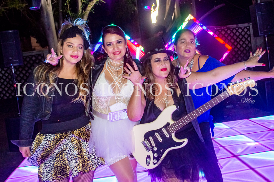 Cumpleaños retro Stephanie Arita