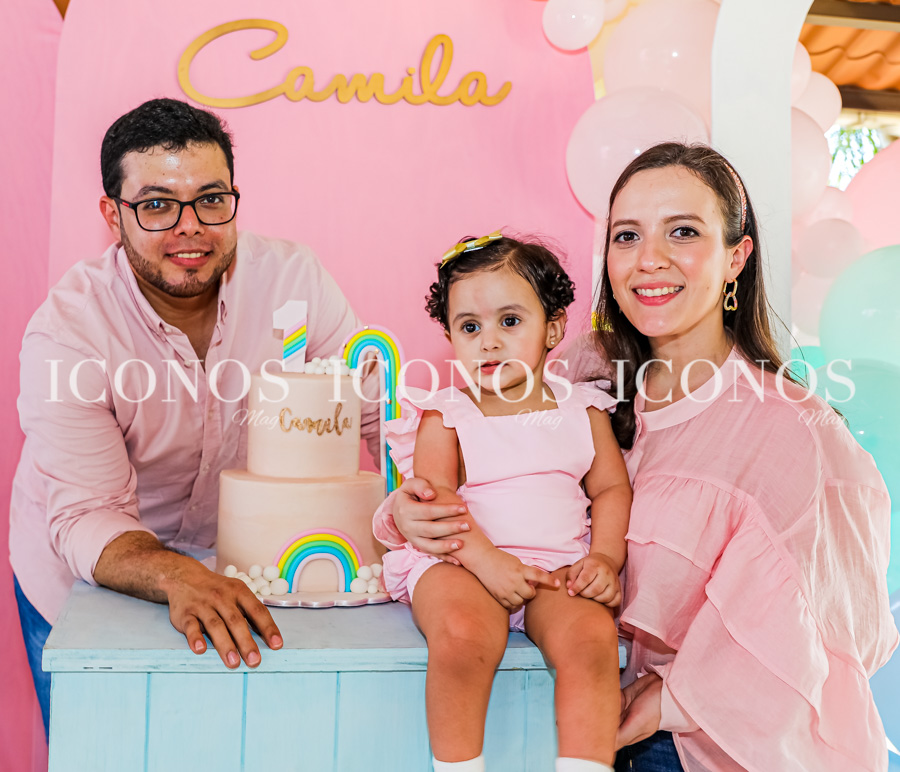 Piñata Camila Marianne Lara