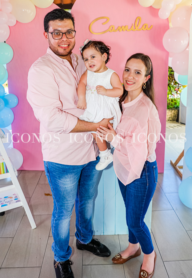 Piñata Camila Marianne Lara