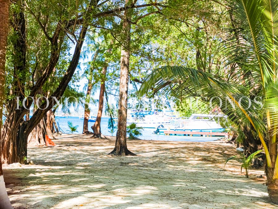 Instalaciones Fantasy Island Beach Resort Roatán