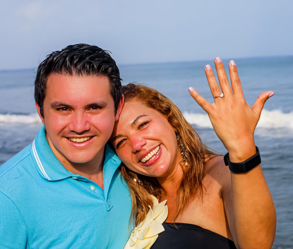 Compromiso matrimonial Nicole Vaquero y Christian Salas