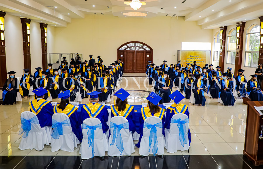 Centésima segunda graduación UCENM 2022