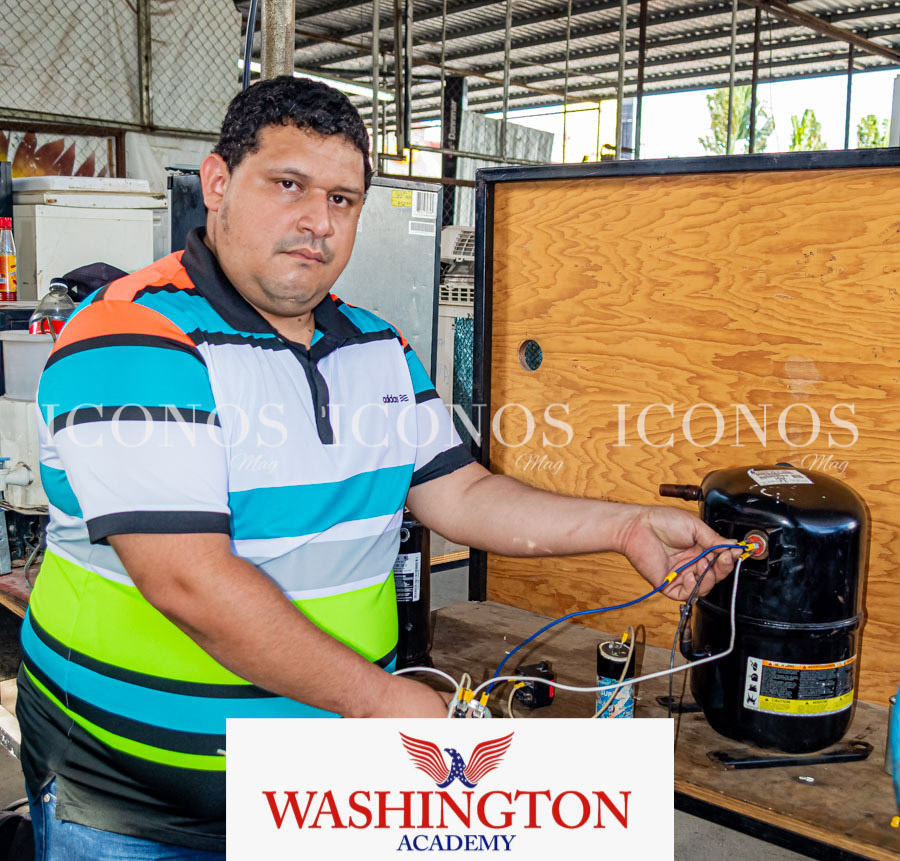 Gerson Vasquez by Washington Academy Maestro de exito 2022