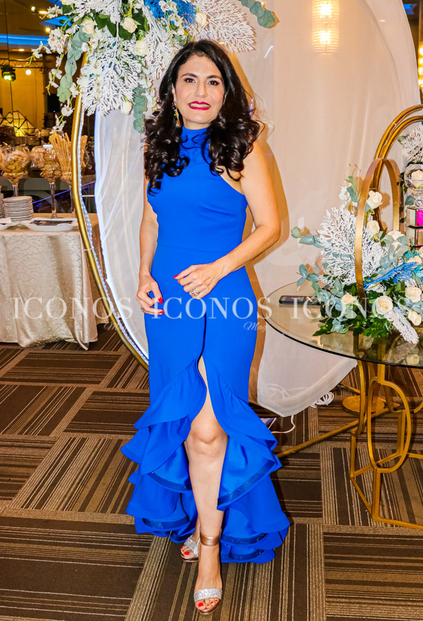 White party Claudia Kattán de Jordán