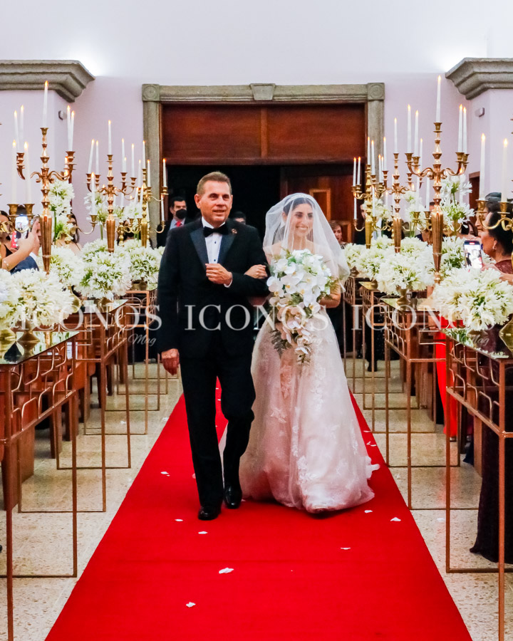 Ceremonia catolica nupcial Alejandra Bogran y Diego Sikaffy