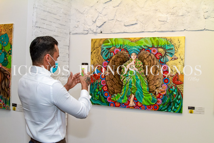 Decem by Leticia Banegas