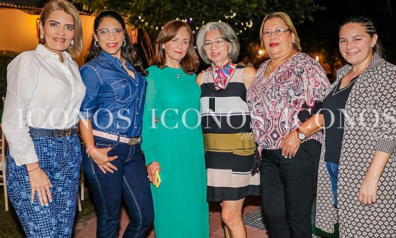 Isabelle Santa María de Cruz