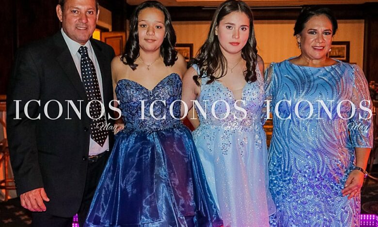 Quine años Renata y Ana Lucía Ávila Pezzaross