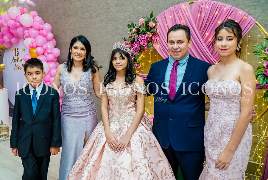 Quince años Andrea Nicolle Venegas Cruz