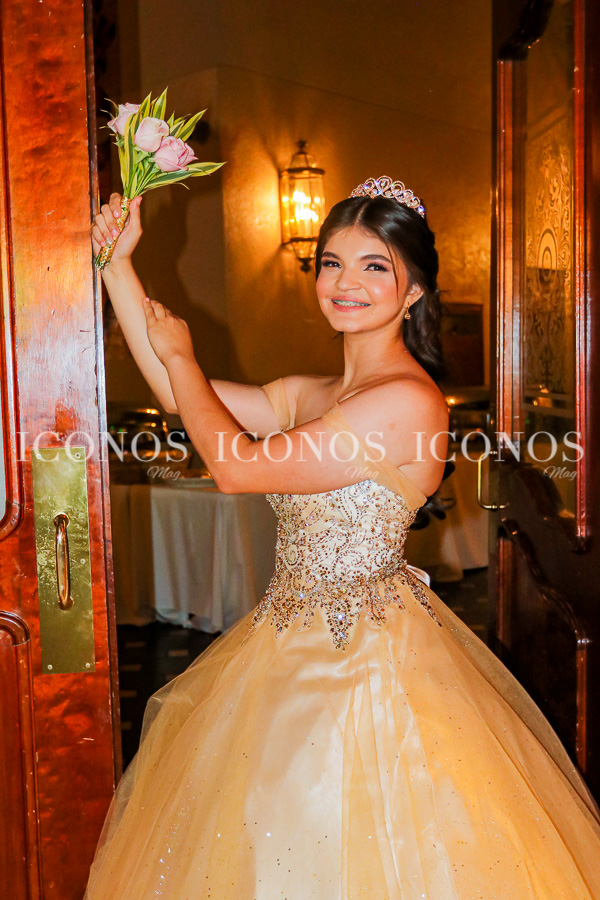 Quince años Soniamarie Holliday Siguenza