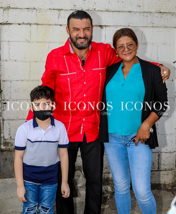 USAP apoya campaña Apadrinemos una Escuela