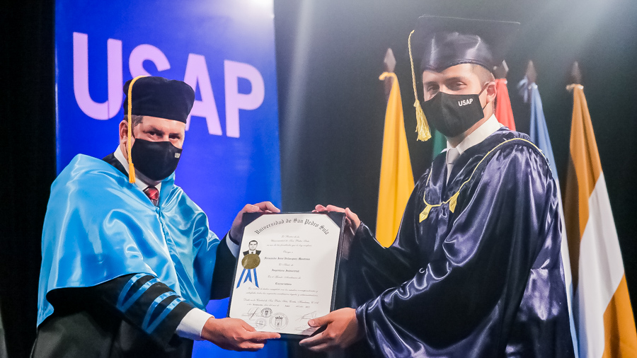 Primera graduación USAP 2022 by Universidad de San Pedro Sula