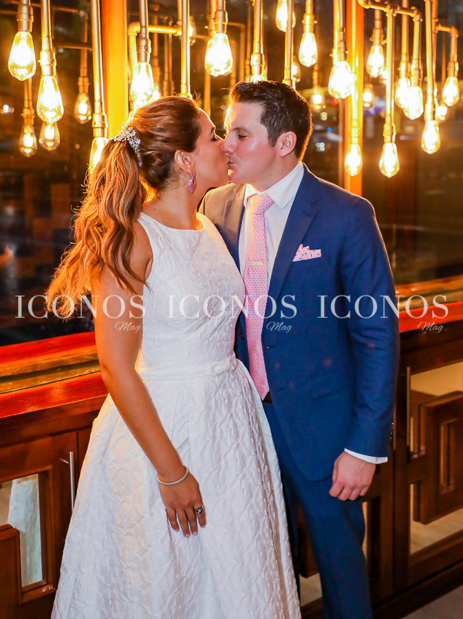 Boda Civil Nicole Vaquero y Christian Salas