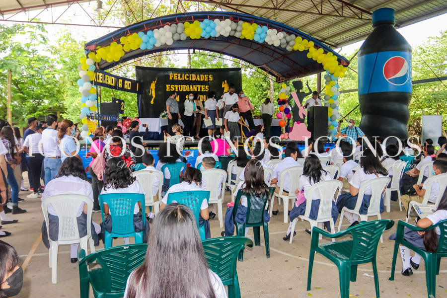 Día del Estudiante by UTH 2022 UTH Honduras