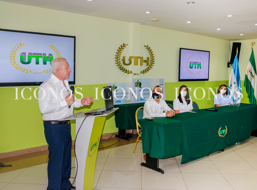 Entrega capital semilla a emprendedores by UTH 2022