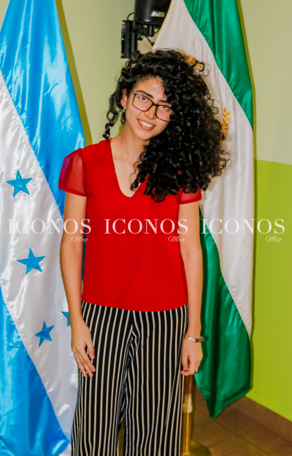 Entrega capital semilla a emprendedores by UTH 2022