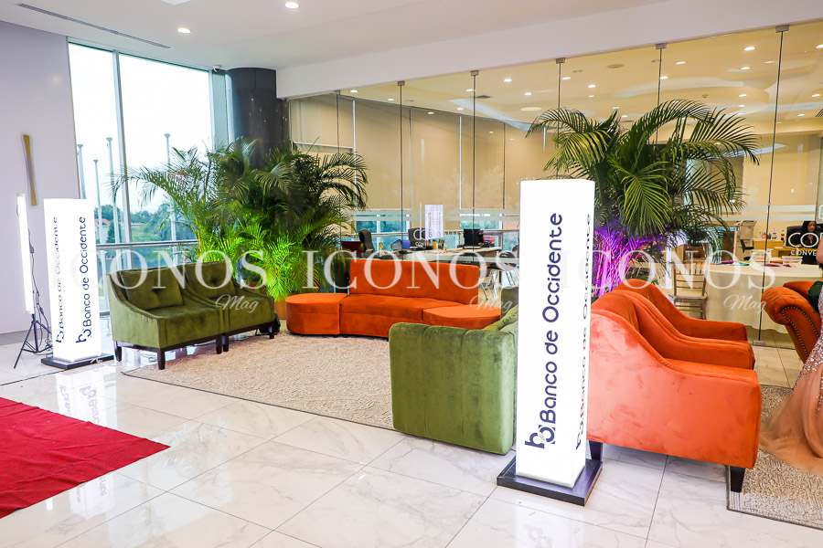 Transmisión Glam Live Seniors 2022 by ICONOS Mag