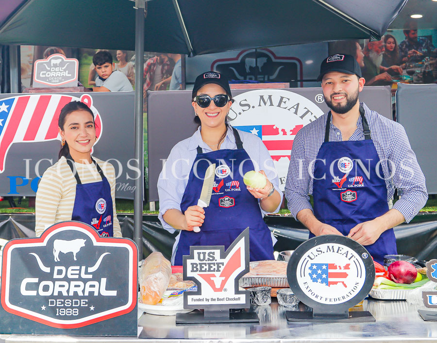 Master Class Mobile Grill & Kitchen 2022 by Del Corral Siguatepeque