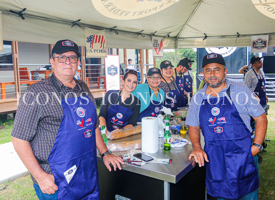 Master Class Mobile Grill & Kitchen 2022 by Del Corral Siguatepeque