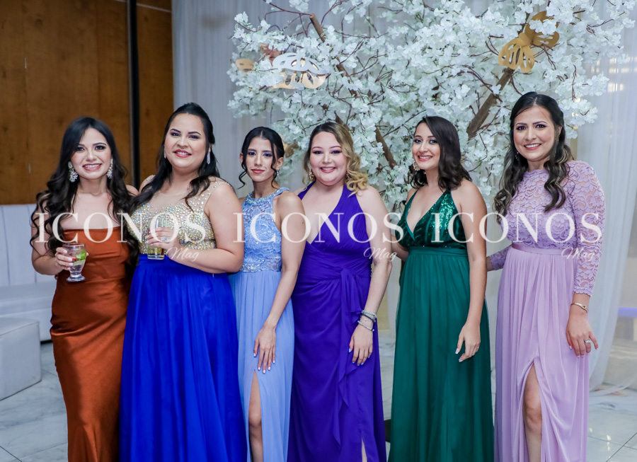 Quince años Leda Isabella Rombolá García