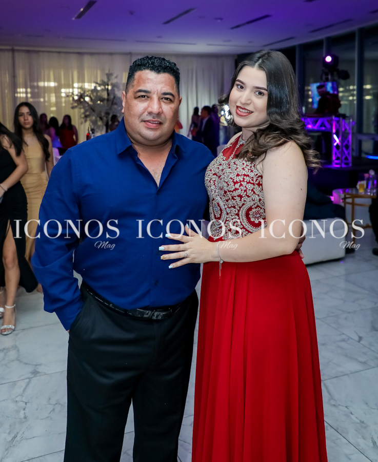 Quince años Leda Isabella Rombolá García