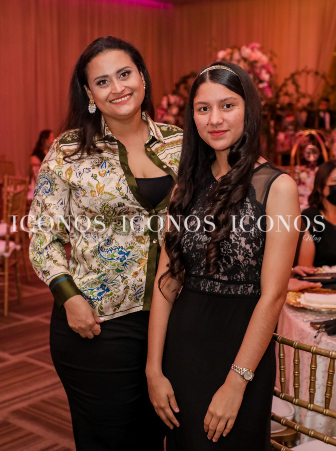 Quince años Luz de María Pineda