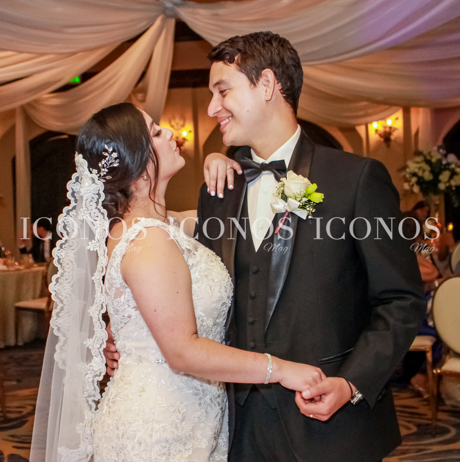 Denisse Romero y Ángel Claros