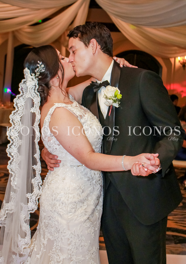 Denisse Romero y Ángel Claros