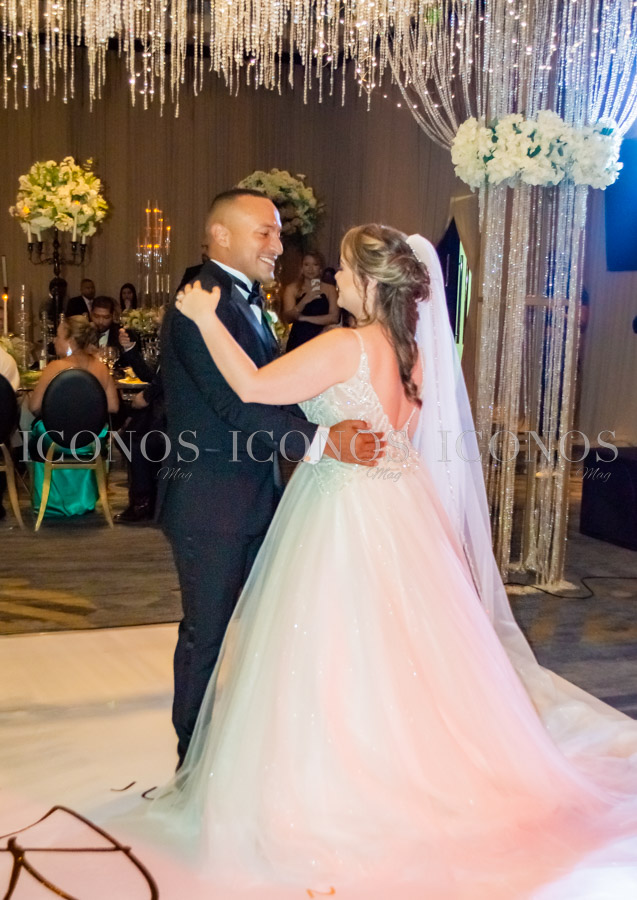 Boda Yessi Madrid y José Roque
