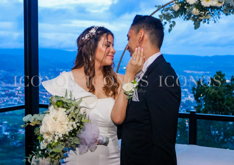 Joselyn Durón y Johan Sevilla