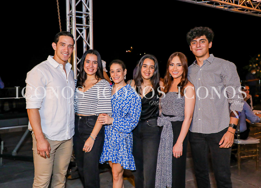 Cumpleaños María Elena Sikaffy de López