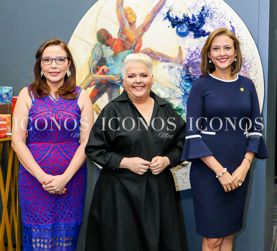 Exposicion de pintura Pamela Letona Banco del Pais Banpais Honduras