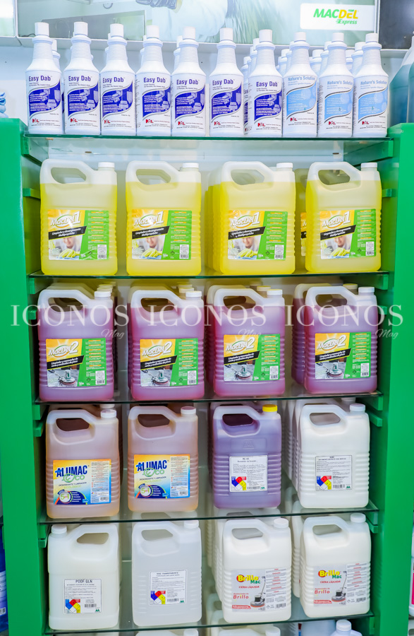 Reinauguración tienda Macdel Plaza Pedregal