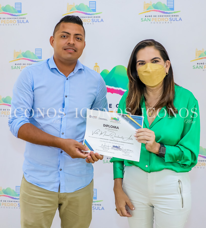 Segunda promoción de meseros eventuales by Buró de Convenciones