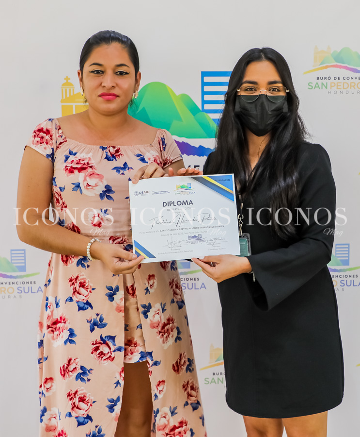 Segunda promoción de meseros eventuales by Buró de Convenciones