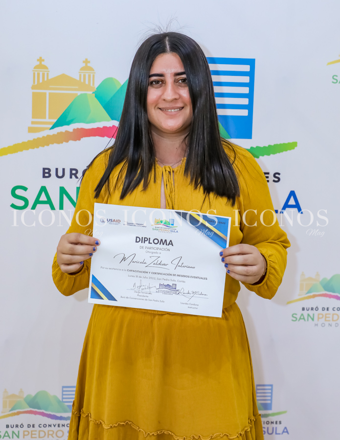 Segunda promoción de meseros eventuales by Buró de Convenciones