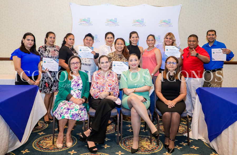 Segunda promoción de meseros eventuales by Buró de Convenciones