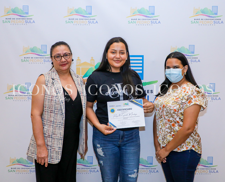 Segunda promoción de meseros eventuales by Buró de Convenciones